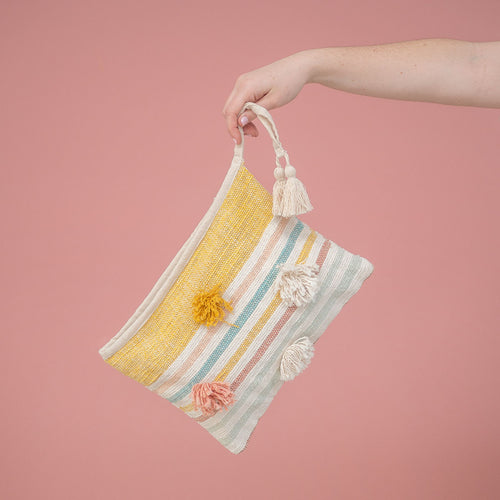 Clutch Sunny Pom Poms