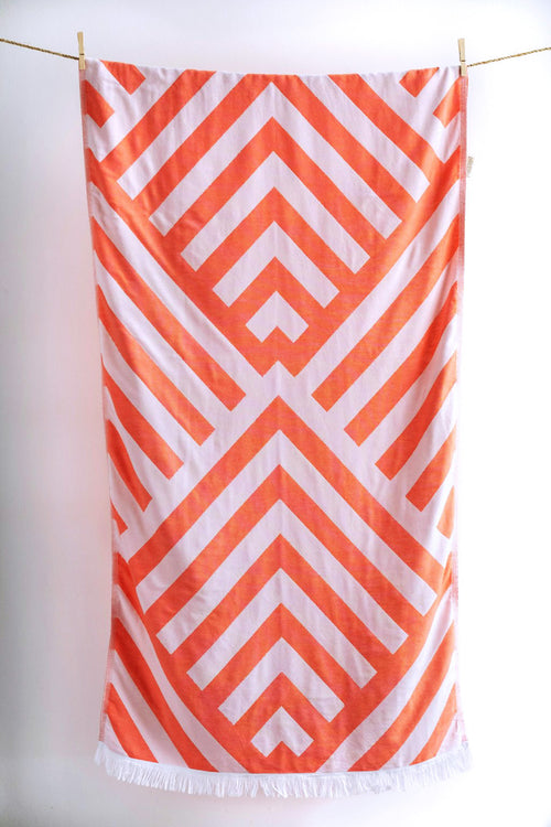 Beachtowel Benitses coral/weiß