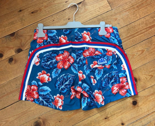 Short medium 14 inch Hibiscus