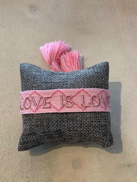 gewebtes Armband Love is Love