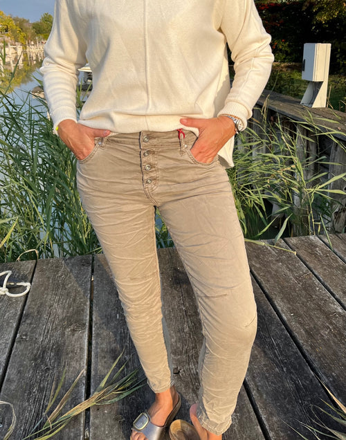 Soft Stretchjean beige Button