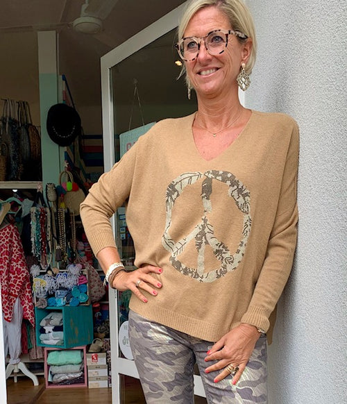 farbe:Braun | Pulli Peace
