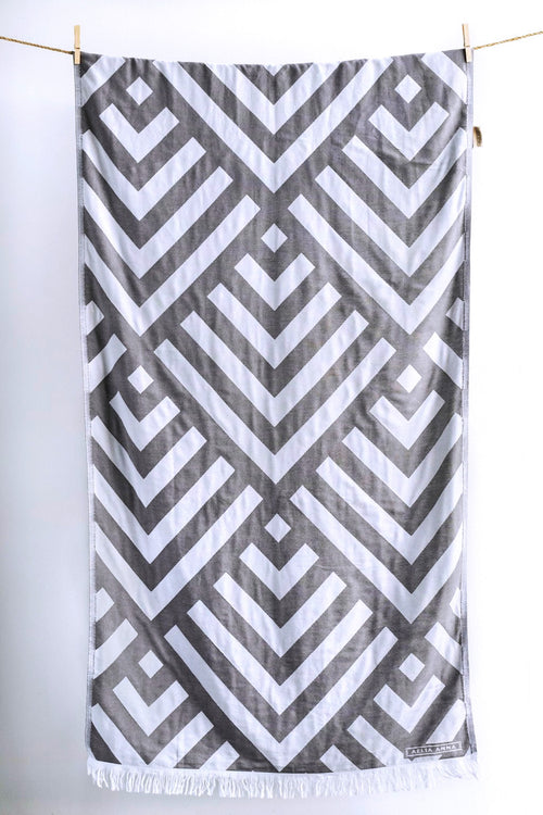 Beachtowel Cavos grau/white
