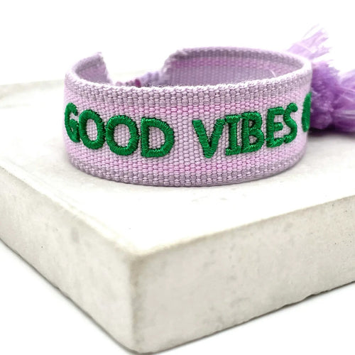 Webarmband "Good Vibes" flieder/grün