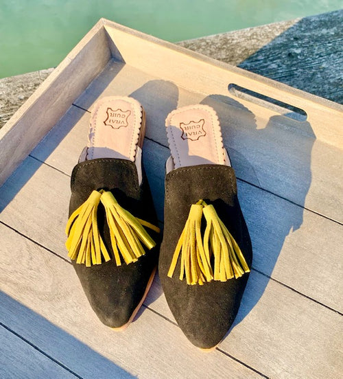 Leder Mules mit Quaste schwarz/gelb