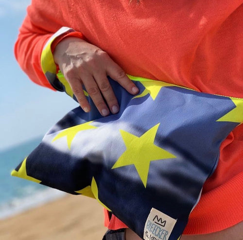 Clutch Medium "Yellow Stars"