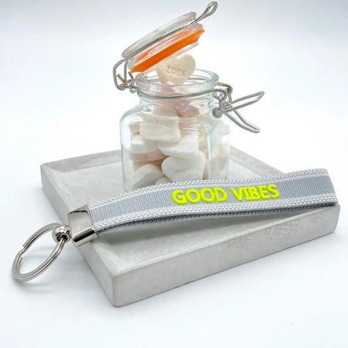 Key Ring "Good Vibes" light grey/neon yellow