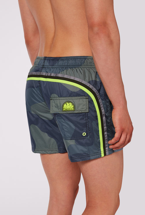 Short  medium 14 inch Camounflage grey