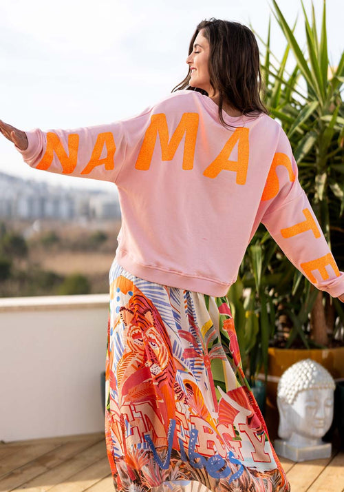 Miss Goodlife Sweater Round Neck "Namaste Double" Glitter rose/neonorange